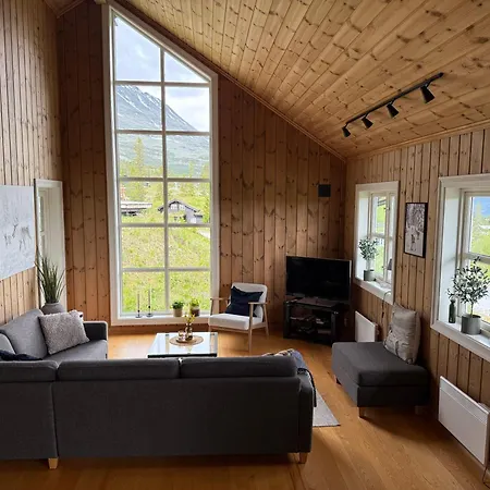 Gausta Med 6 Sengeplasser I Naerhet Til Gaustatoppen *