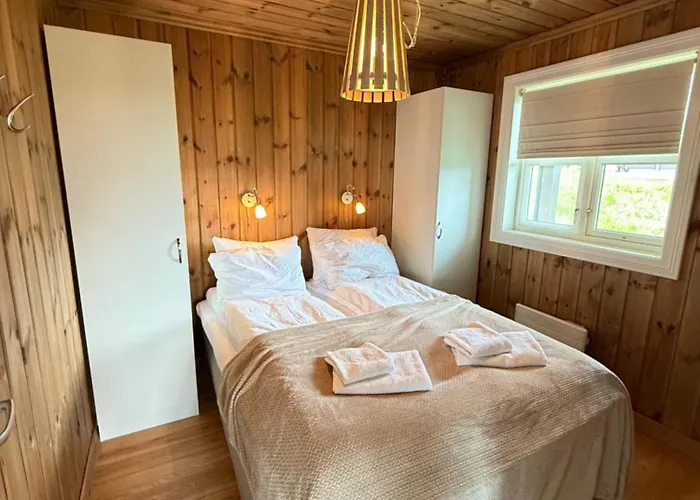 Gausta Med Elbillader, Naerhet Til Gaustatoppen In Out *