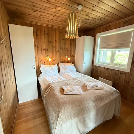 Gausta Med Elbillader, Naerhet Til Gaustatoppen In Out *